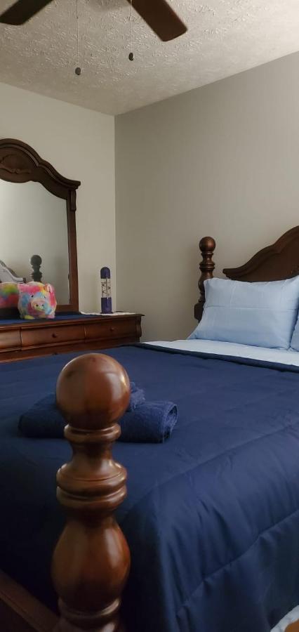 Central Pointe Pad ريفرديل المظهر الخارجي الصورة